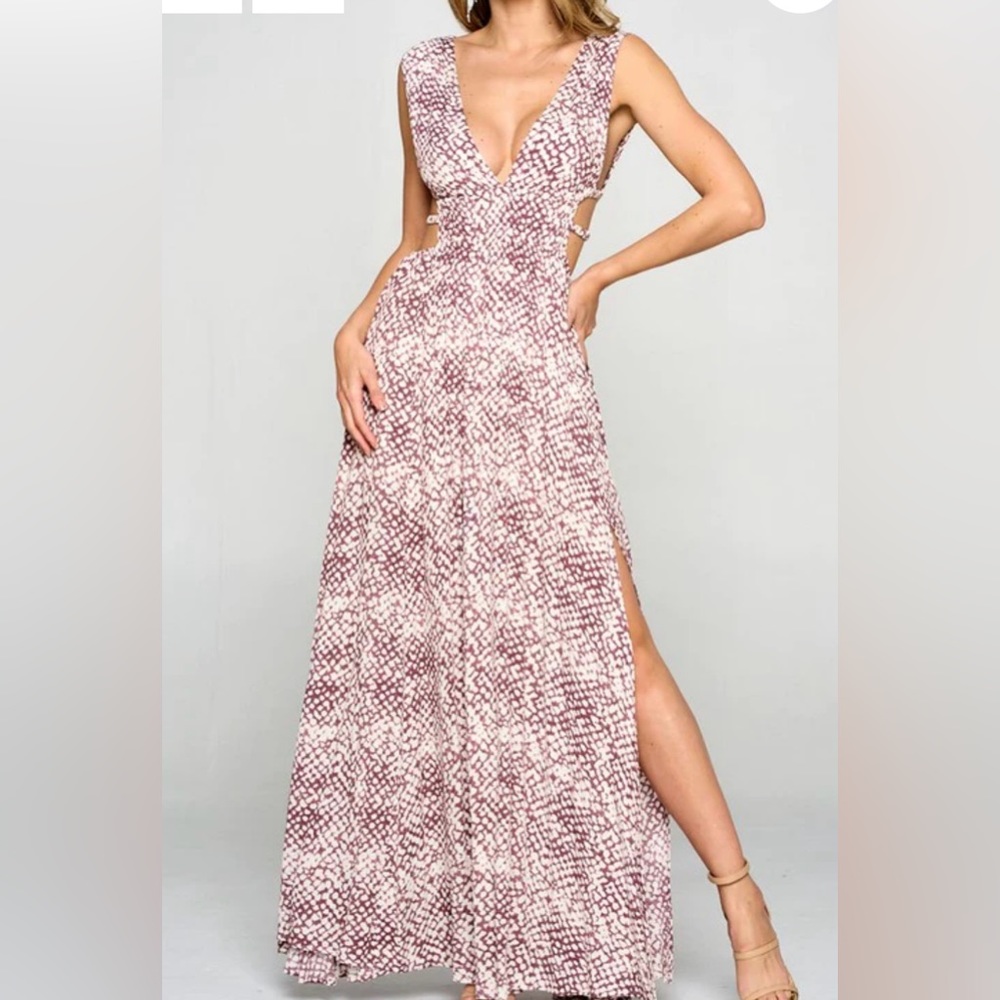 Long cutout maxi dress in brown and white.